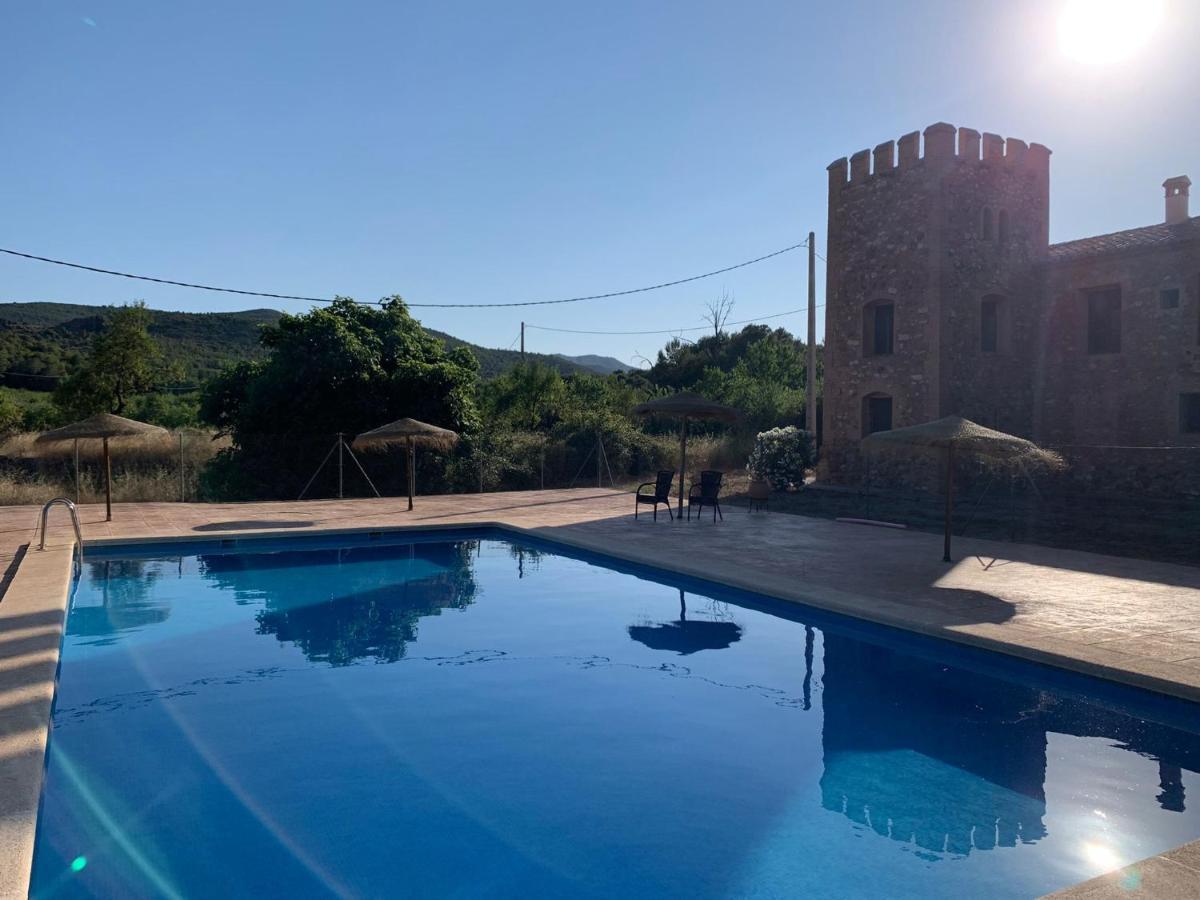 Castillo Con Piscina En Plena Sierra Calderona Segorbe Bagian luar foto