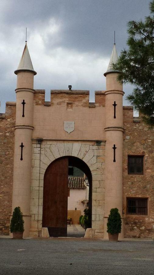 Castillo Con Piscina En Plena Sierra Calderona Segorbe Bagian luar foto