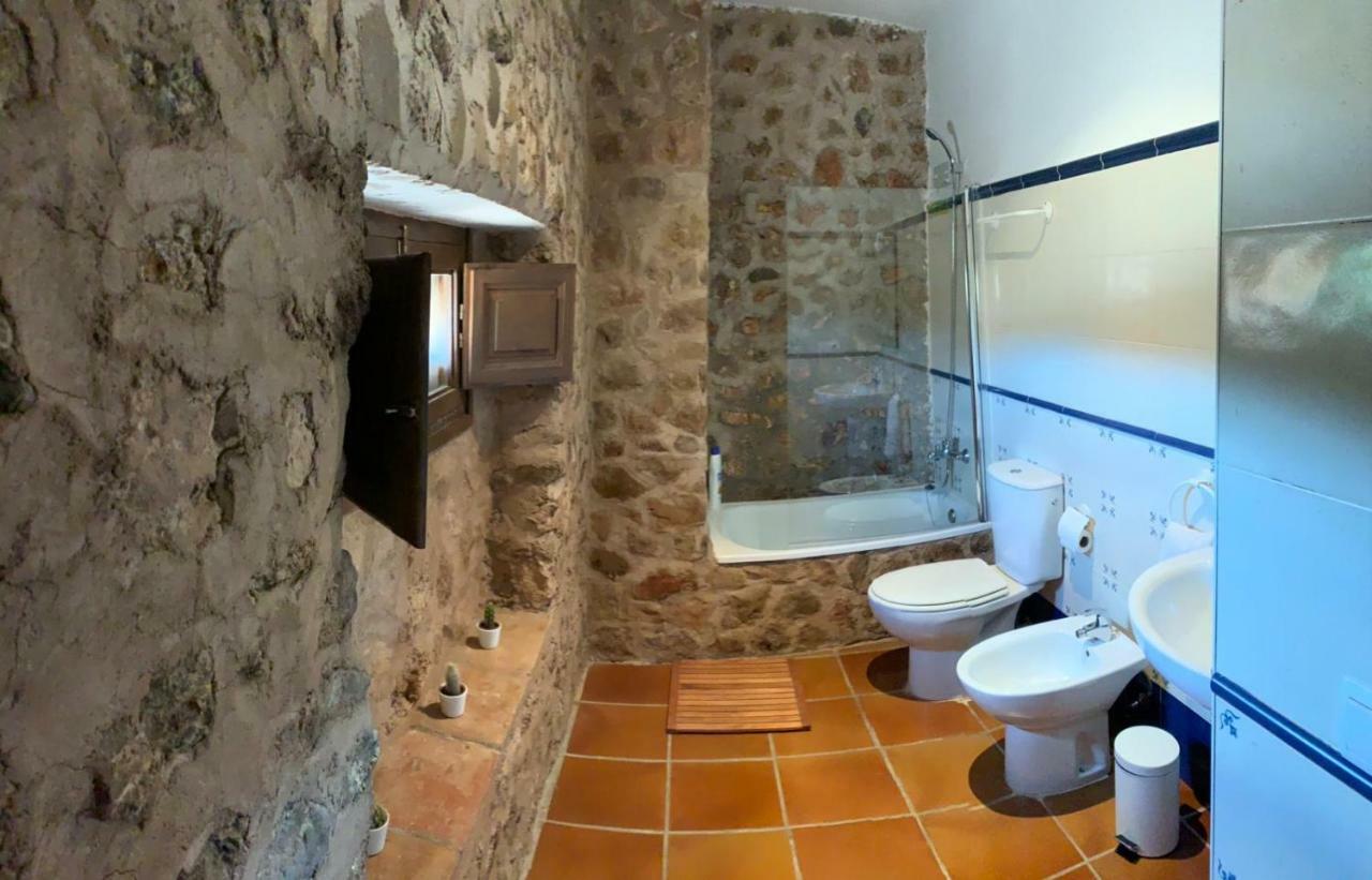 Castillo Con Piscina En Plena Sierra Calderona Segorbe Bagian luar foto